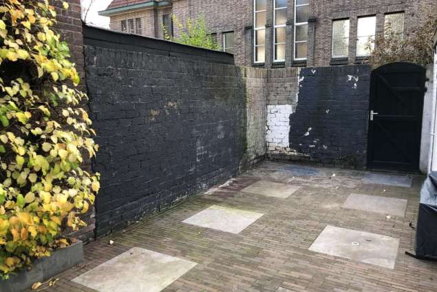 muur beklenden met zweedsrabbat planken