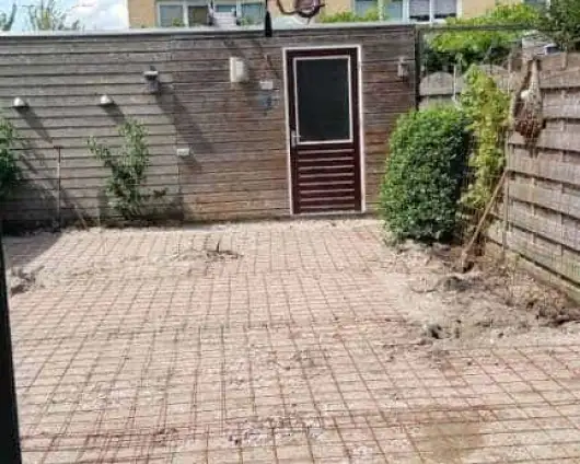 images/001-tuinaanleg-ettenleur/flagstonevloer/2-ondergrond-maken-flagstone-vloer-530x424-274