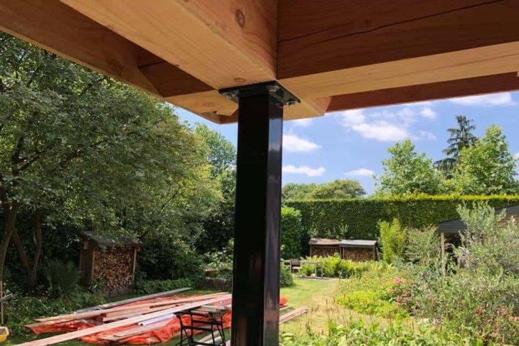 images/001-tuinaanleg-ettenleur/lies-sintmichelgestel/tuinoverkapping-dak-contructie-750x500-8fa