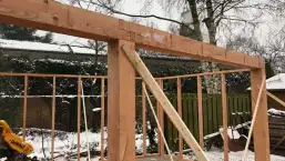 images/001-tuinaanleg-ettenleur/tuinschuur-oss/douglas-maatwerk-tuinschuur-tuinoverkapping-uden-257x145-e1b