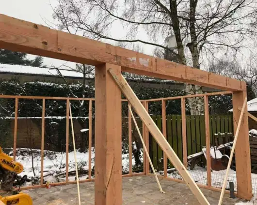 images/001-tuinaanleg-ettenleur/tuinschuur-oss/douglas-maatwerk-tuinschuur-tuinoverkapping-uden-530x424-166