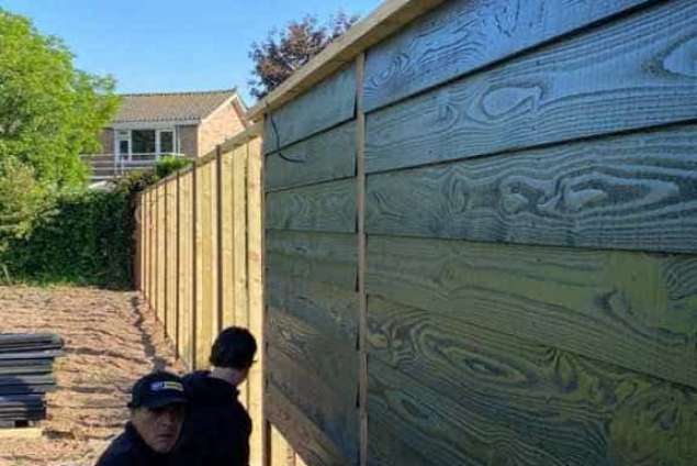 douglas zweeds rabat potdeksel schutting  2 x zwart gespoten
