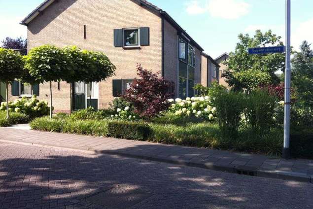 tuin aannleggen op de kraan 1 in berkel enschot door antoon van spelde hoveniers wat kost het om een achtertuin aante laten leggen door een hovenier